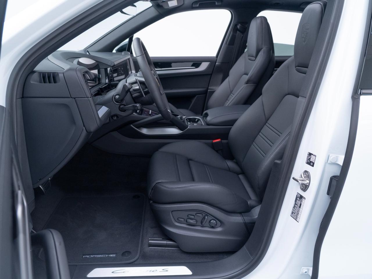 2026 Porsche Cayenne S E-Hybrid Pompano Beach FL