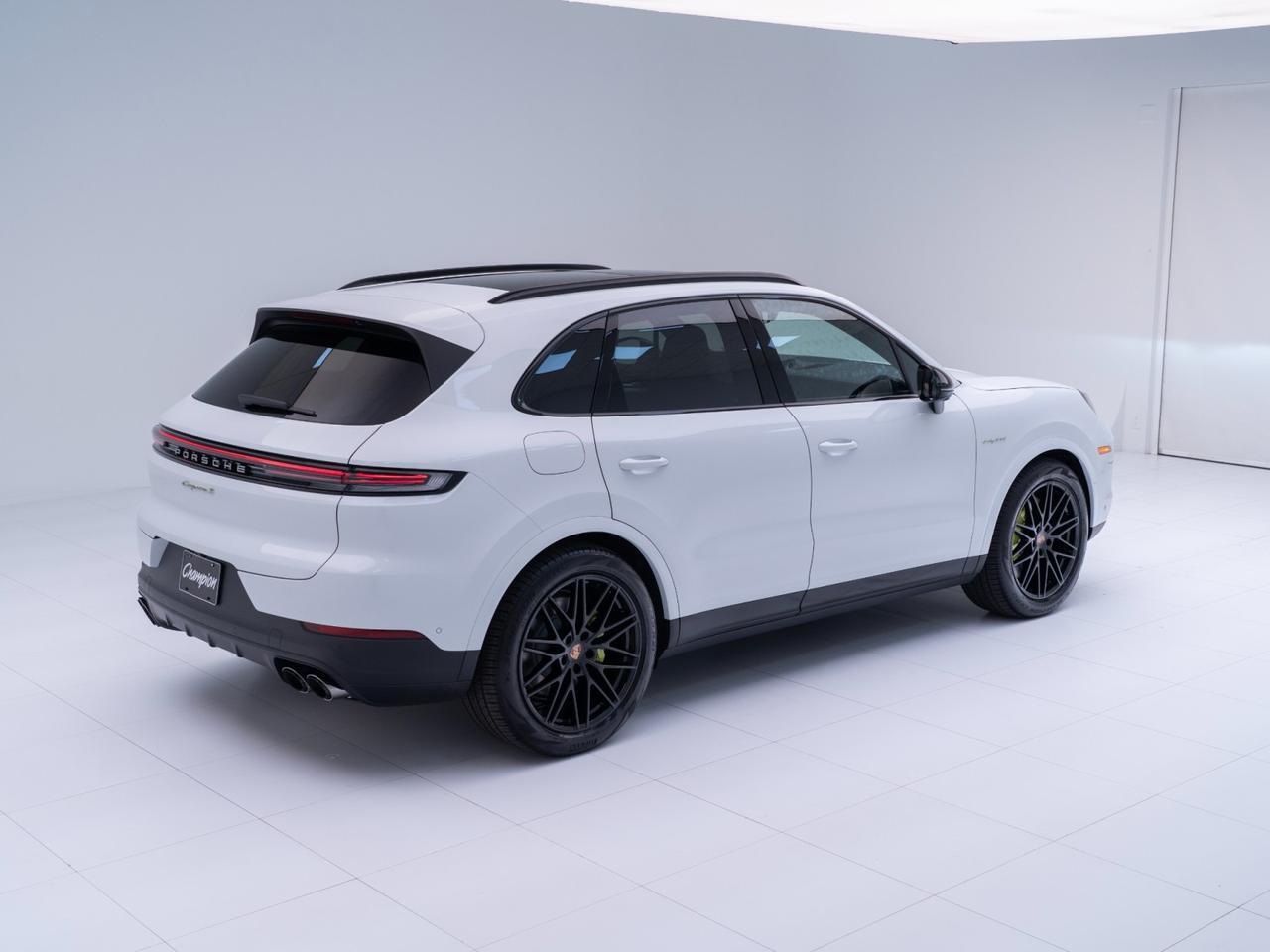 2026 Porsche Cayenne S E-Hybrid Pompano Beach FL