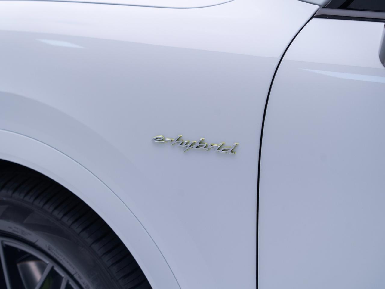 2026 Porsche Cayenne S E-Hybrid Pompano Beach FL