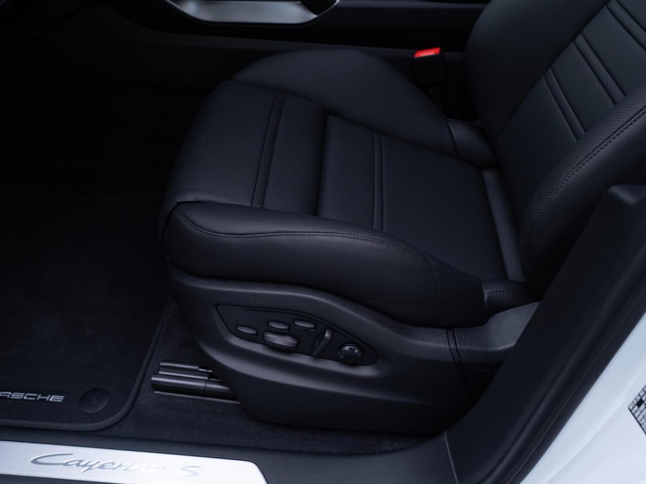 2026 Porsche Cayenne S E-Hybrid Pompano Beach FL