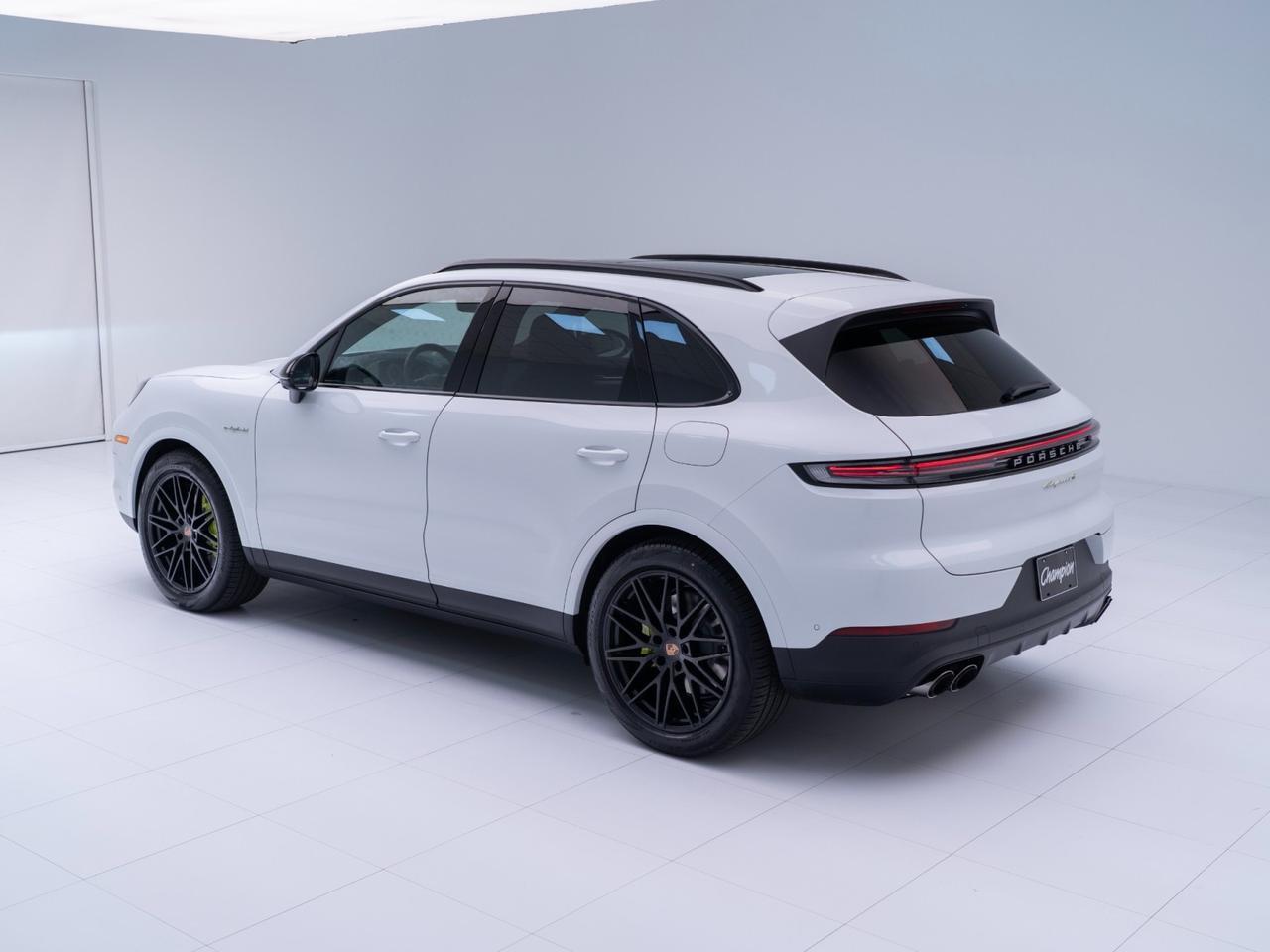 2026 Porsche Cayenne S E-Hybrid Pompano Beach FL