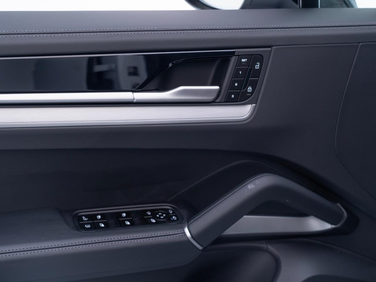 2026 Porsche Cayenne S E-Hybrid Pompano Beach FL