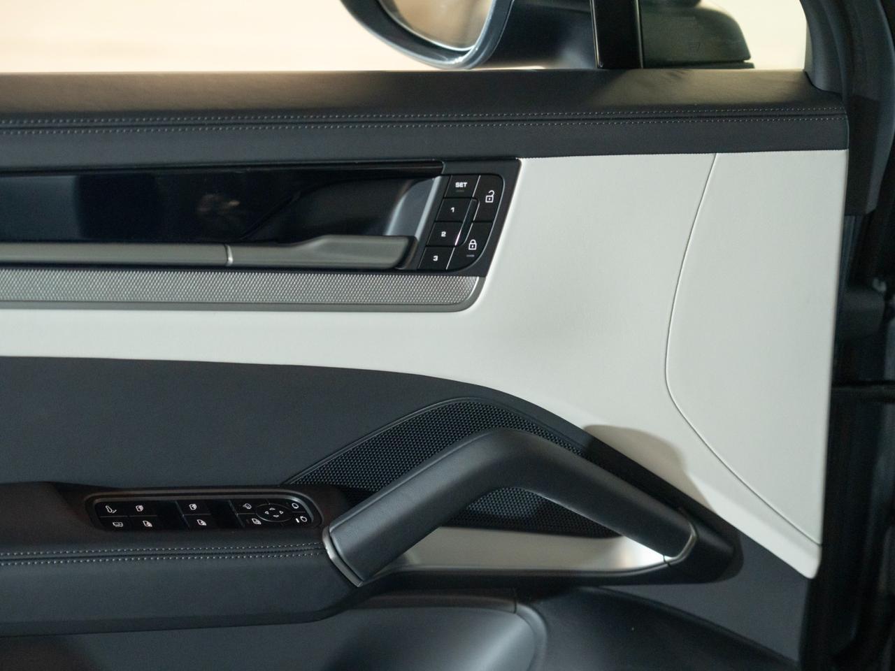 2026 Porsche Cayenne S E-Hybrid Pompano Beach FL