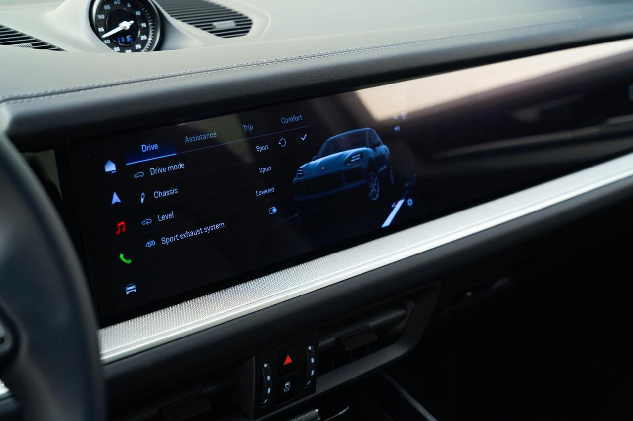 2026 Porsche Cayenne S E-Hybrid Pompano Beach FL