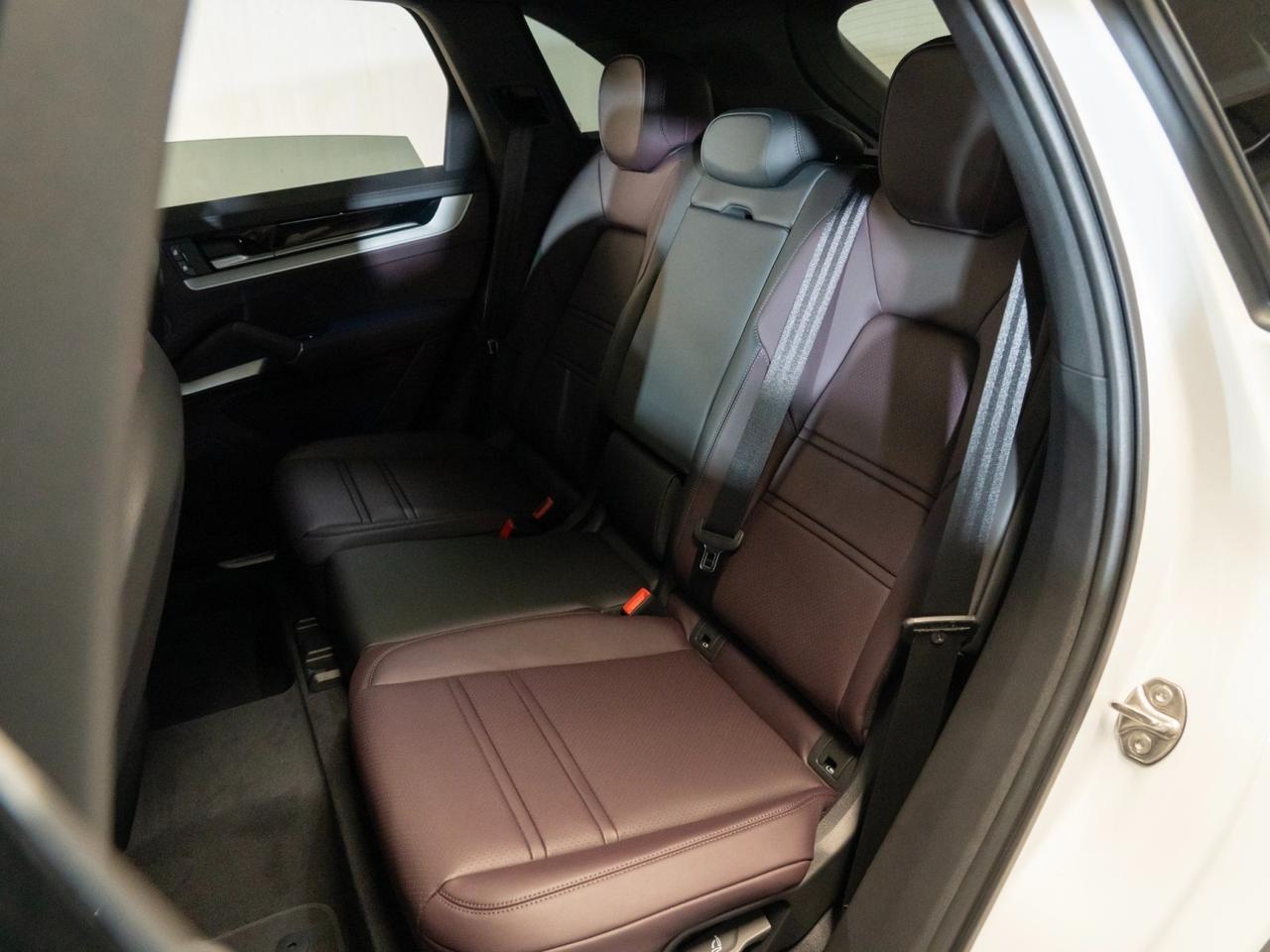 2026 Porsche Cayenne S E-Hybrid Pompano Beach FL