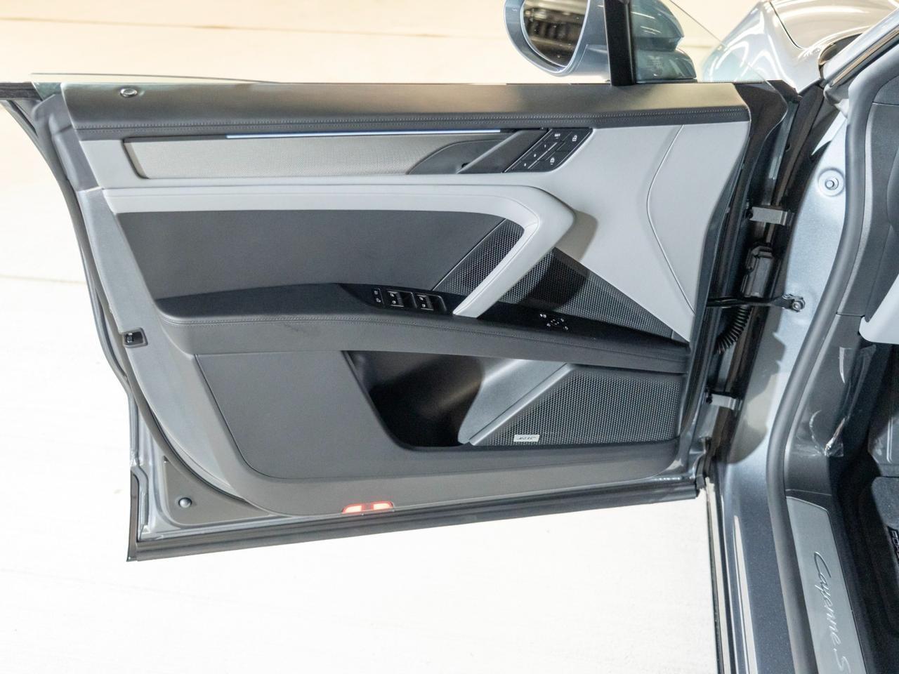 2026 Porsche Cayenne S Electric Pompano Beach FL