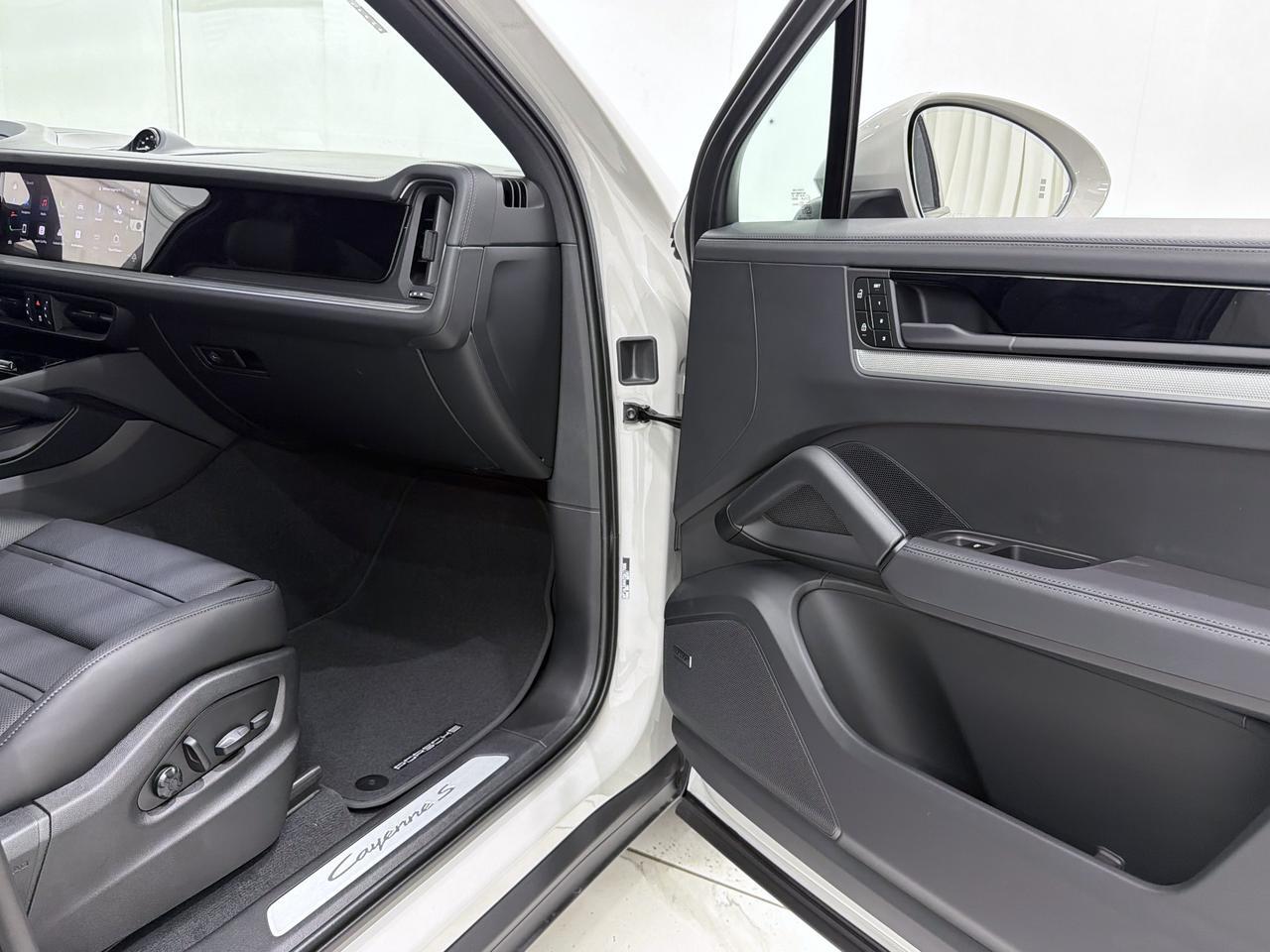 2026 Porsche Cayenne S Newark DE