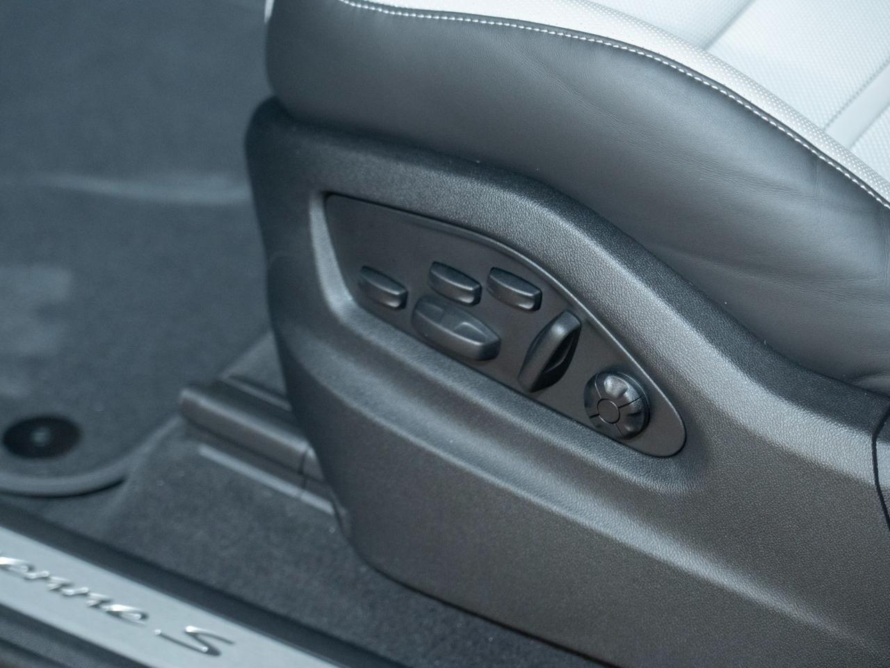 2026 Porsche Cayenne S Pompano Beach FL