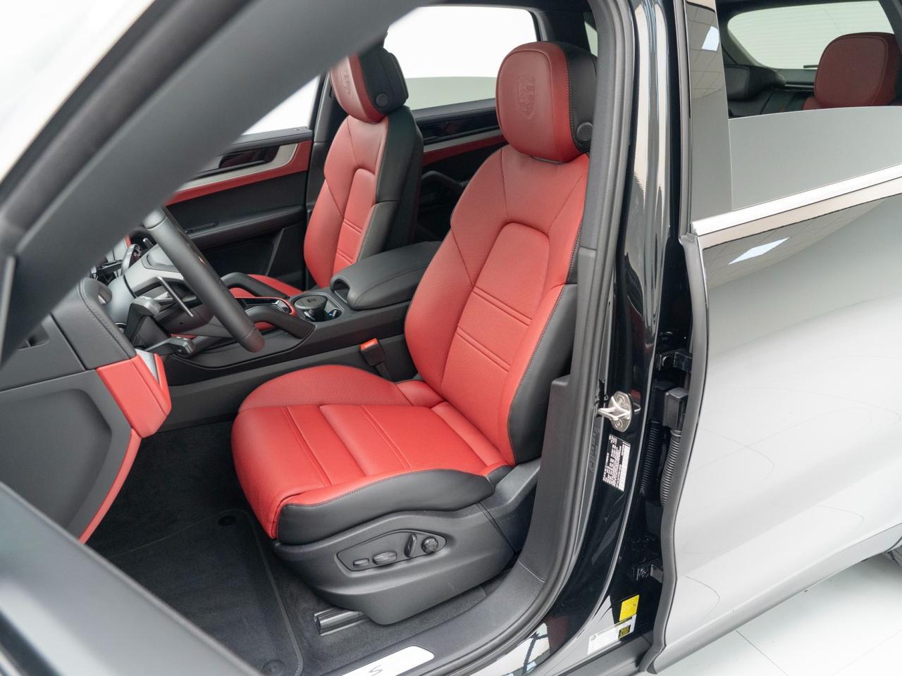 2026 Porsche Cayenne S Pompano Beach FL