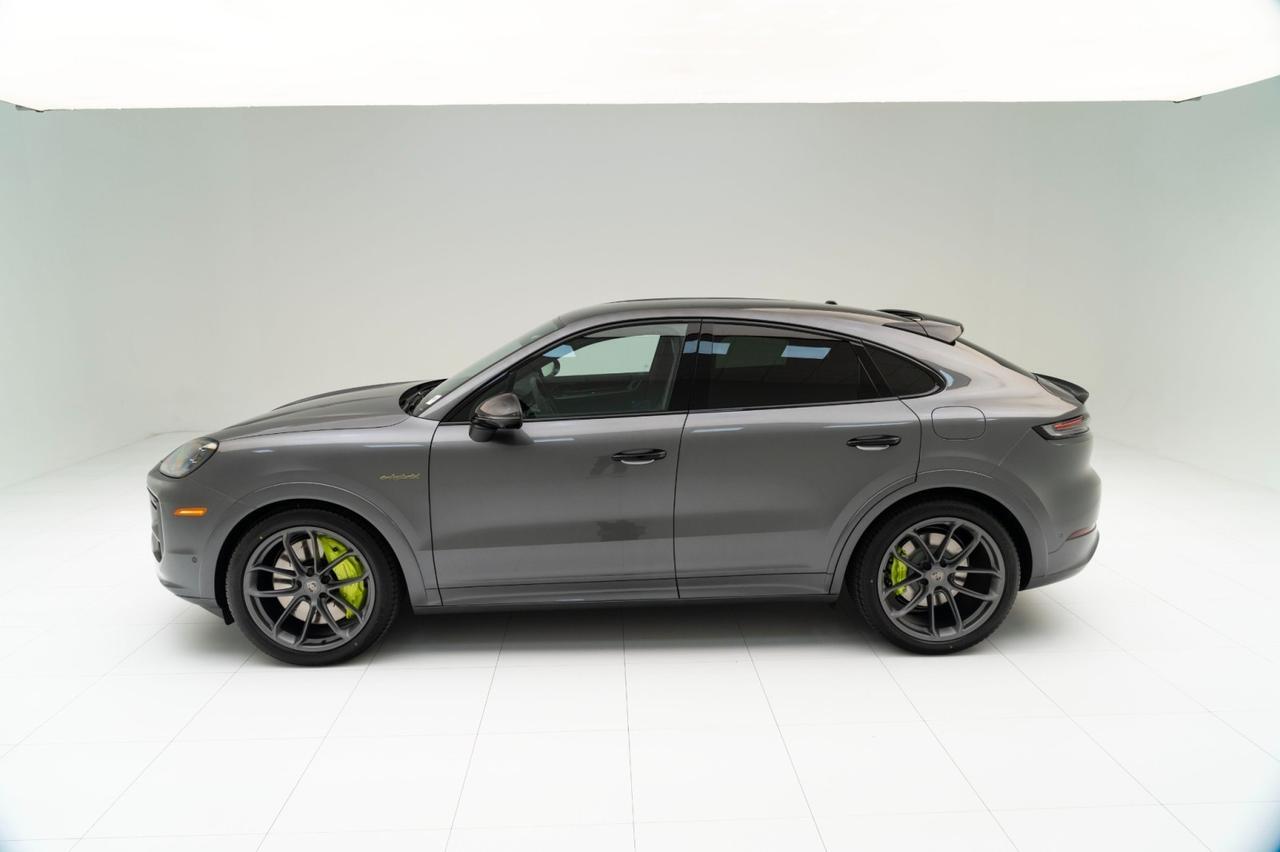 2026 Porsche Cayenne Turbo E-Hybrid Coupe Pompano Beach FL