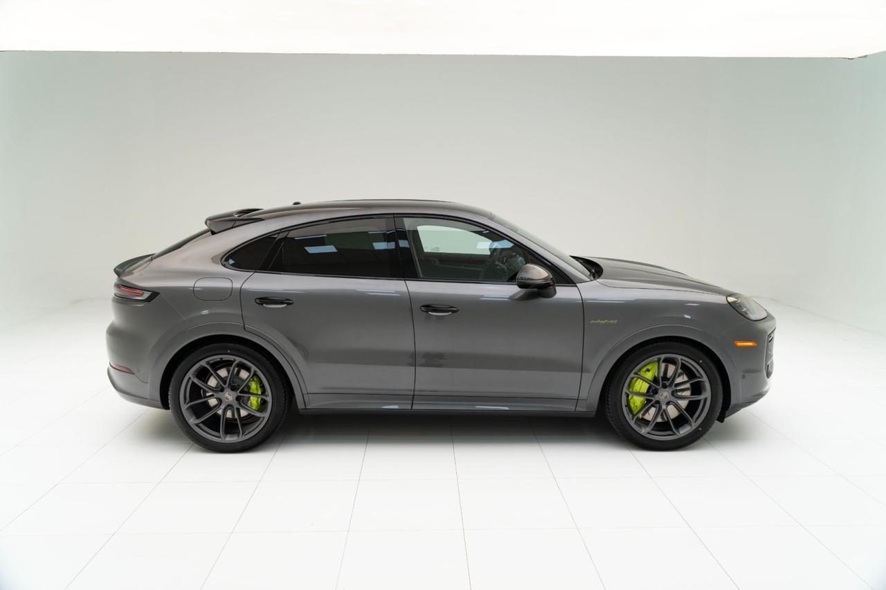 2026 Porsche Cayenne Turbo E-Hybrid Coupe Pompano Beach FL