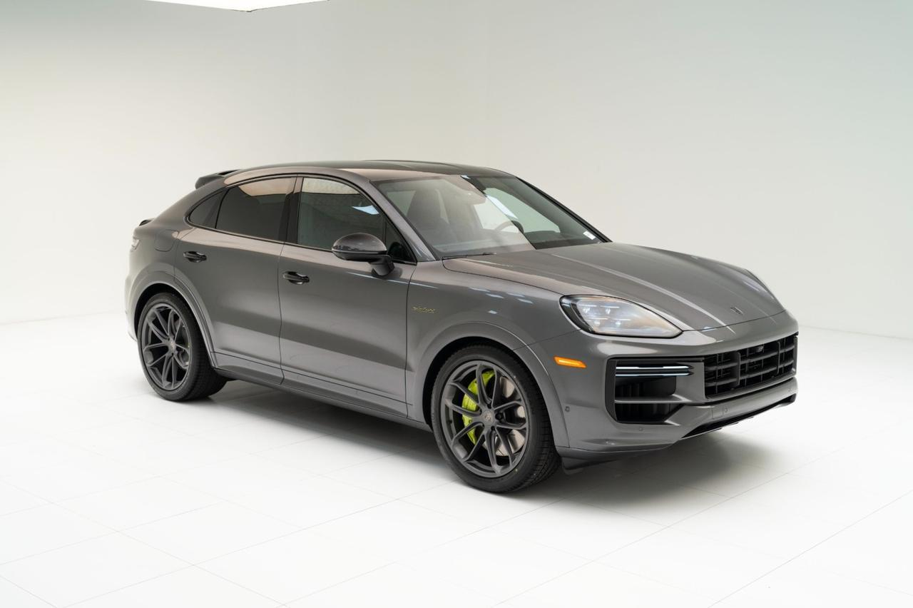 2026 Porsche Cayenne Turbo E-Hybrid Coupe Pompano Beach FL