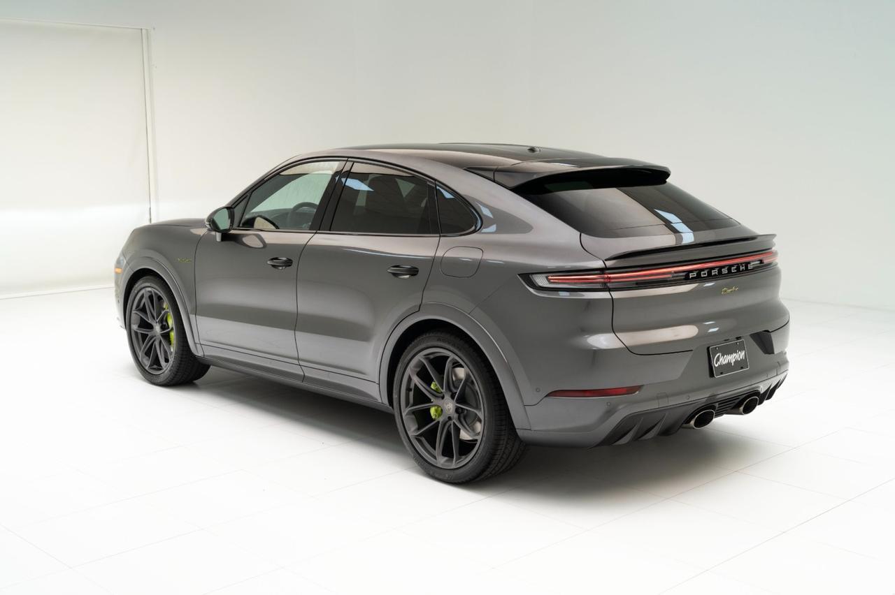 2026 Porsche Cayenne Turbo E-Hybrid Coupe Pompano Beach FL