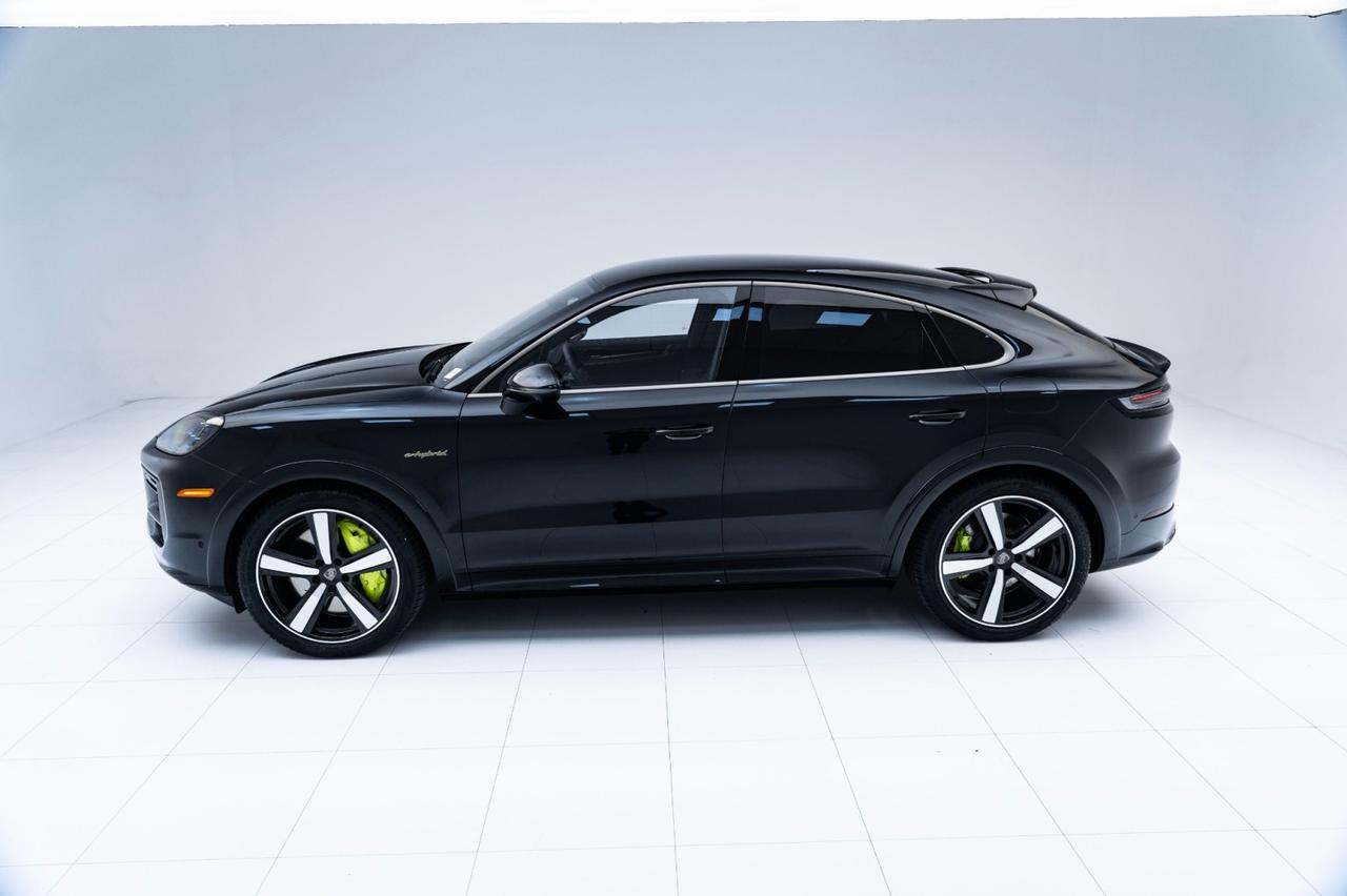 2026 Porsche Cayenne Turbo E-Hybrid Coupe Pompano Beach FL