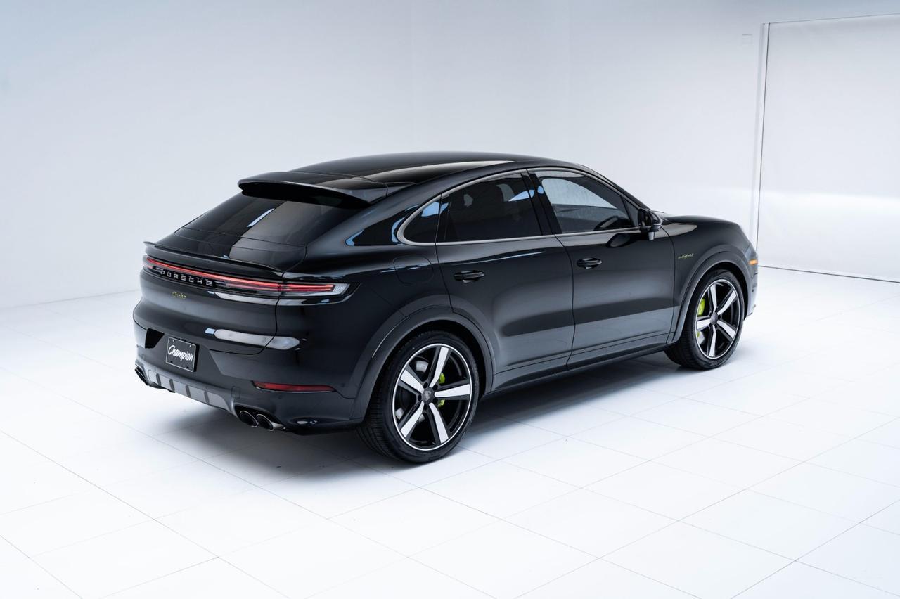 2026 Porsche Cayenne Turbo E-Hybrid Coupe Pompano Beach FL
