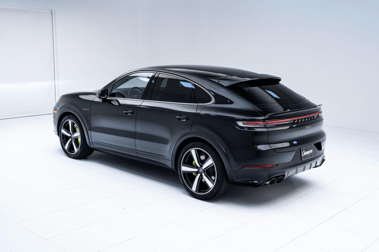 2026 Porsche Cayenne Turbo E-Hybrid Coupe Pompano Beach FL