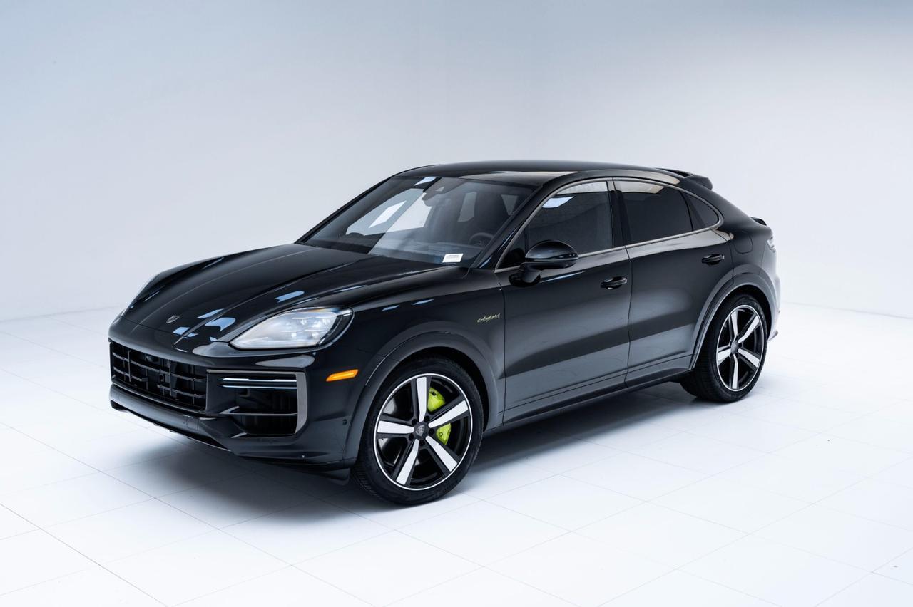 2026 Porsche Cayenne Turbo E-Hybrid Coupe Pompano Beach FL