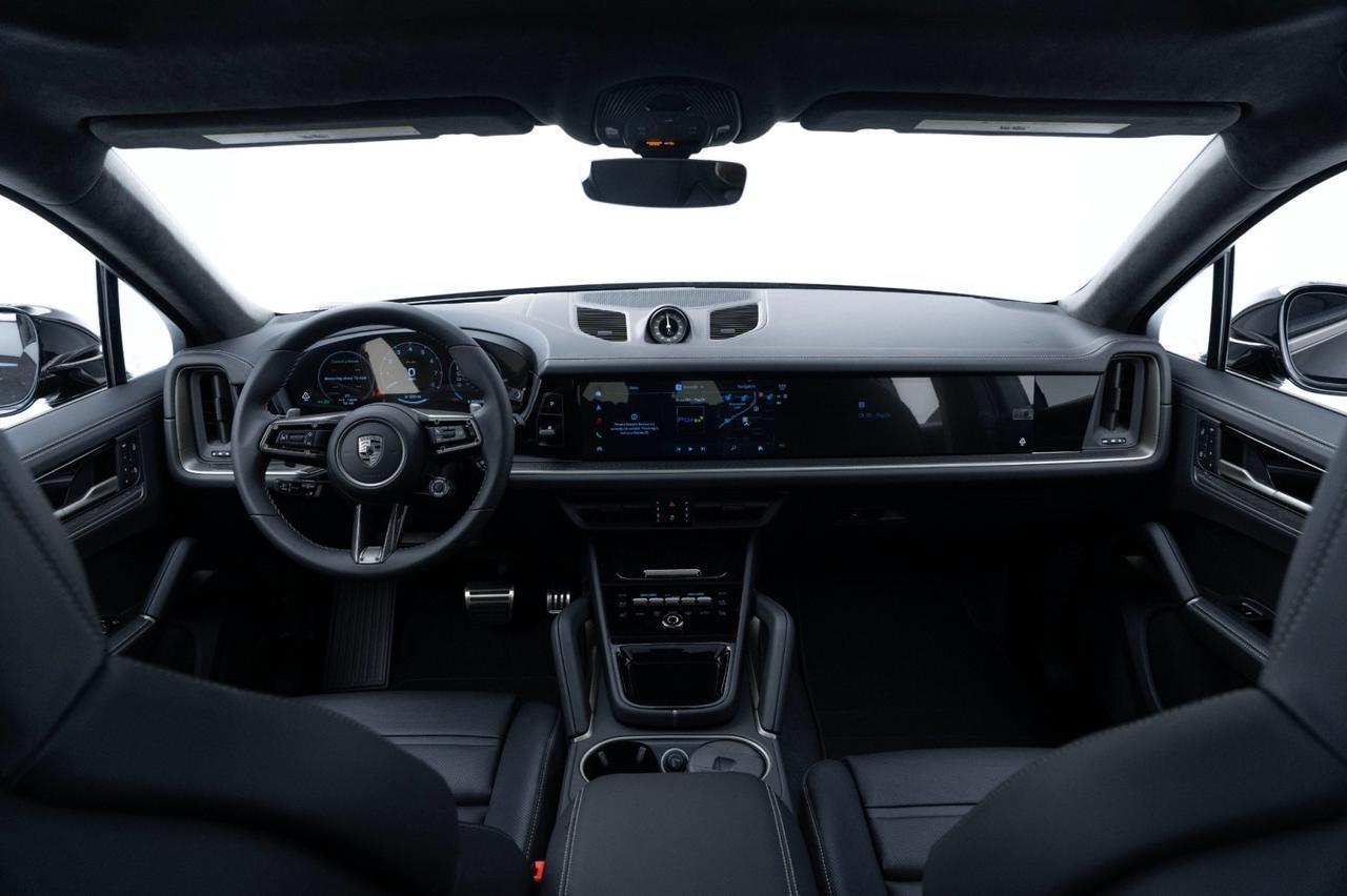 2026 Porsche Cayenne Turbo E-Hybrid Coupe Pompano Beach FL