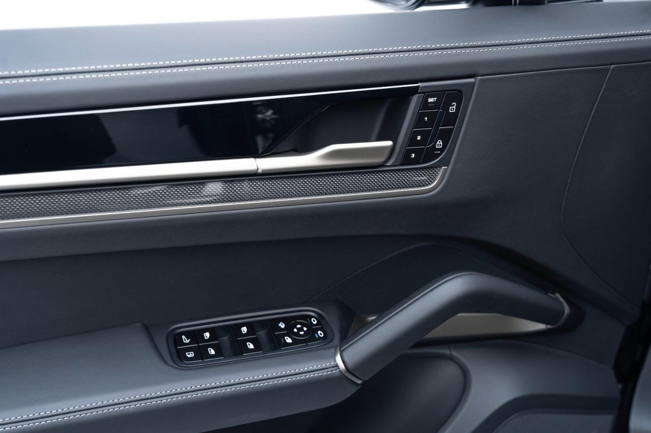 2026 Porsche Cayenne Turbo E-Hybrid Coupe Pompano Beach FL