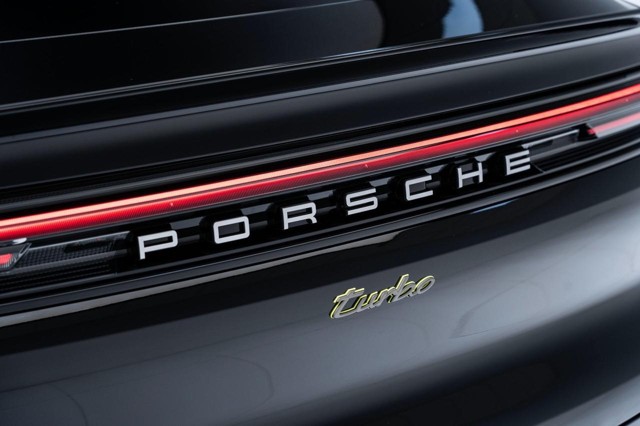 2026 Porsche Cayenne Turbo E-Hybrid Coupe Pompano Beach FL