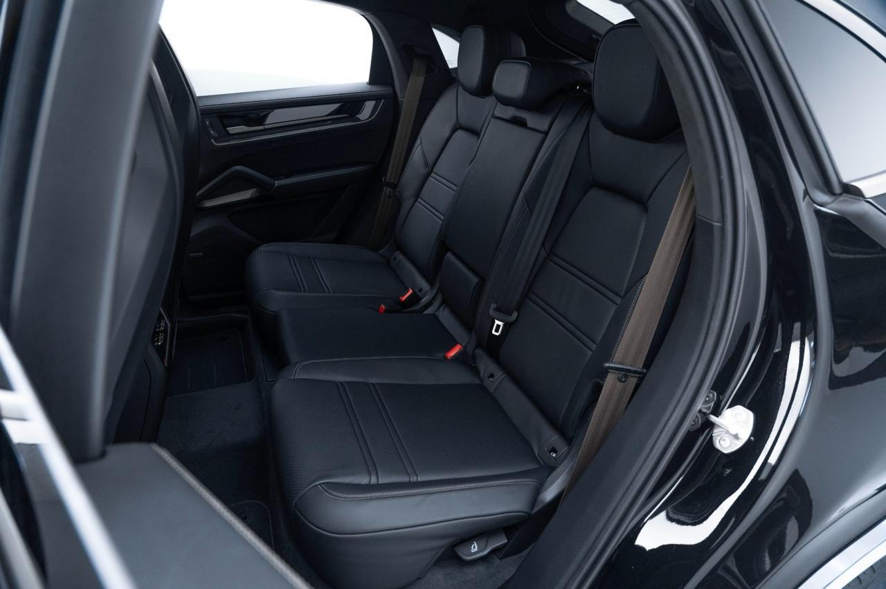2026 Porsche Cayenne Turbo E-Hybrid Coupe Pompano Beach FL