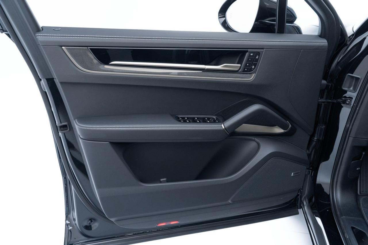 2026 Porsche Cayenne Turbo E-Hybrid Coupe Pompano Beach FL