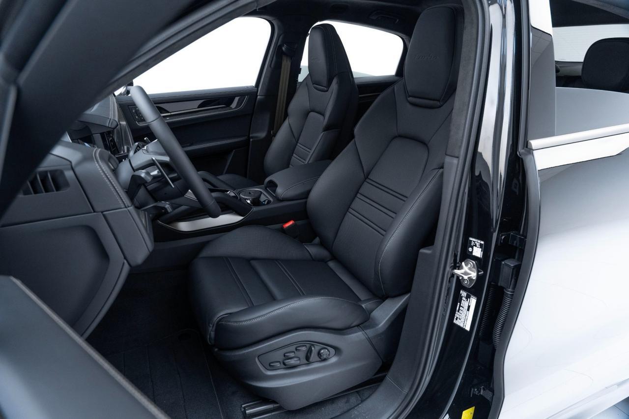 2026 Porsche Cayenne Turbo E-Hybrid Coupe Pompano Beach FL