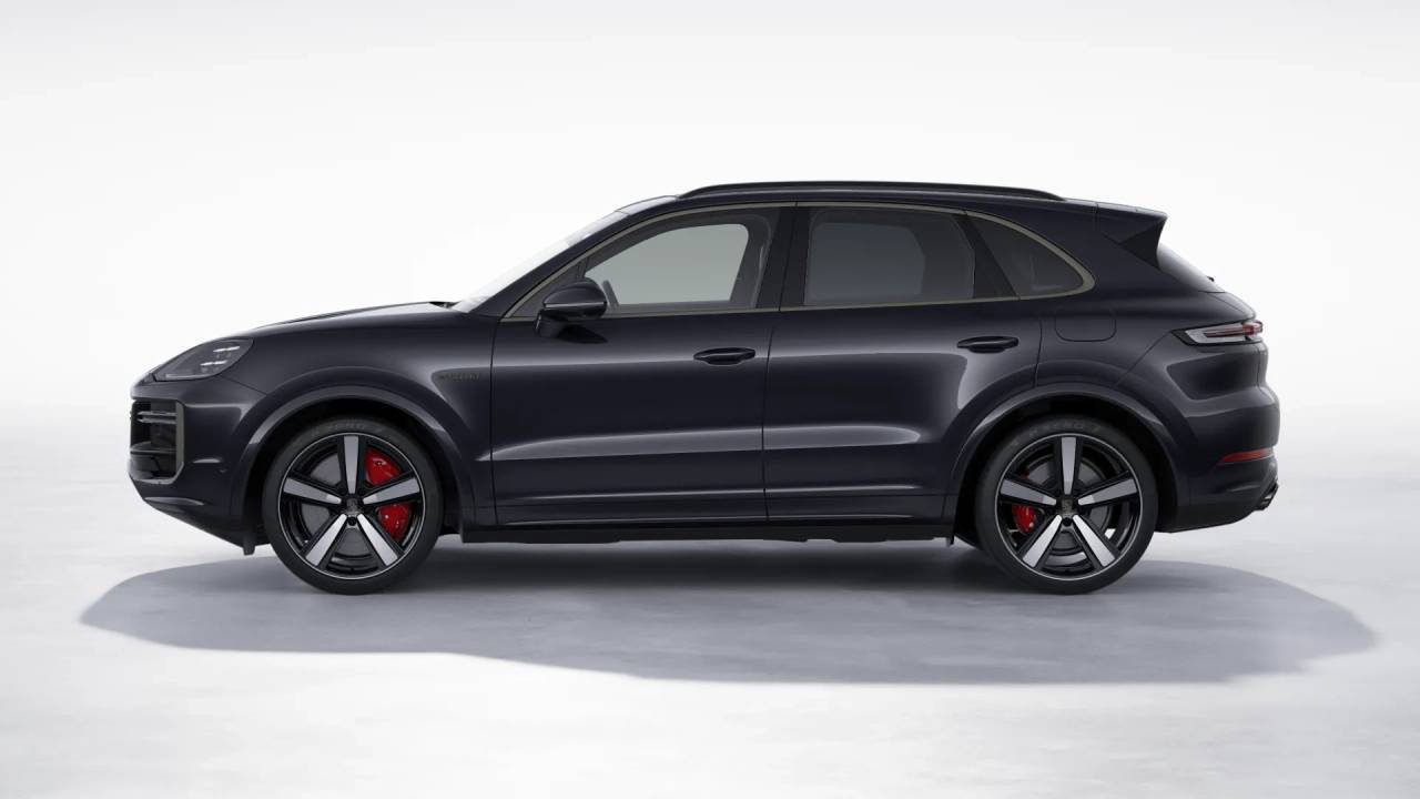 2026 Porsche Cayenne Turbo E-Hybrid Newark DE