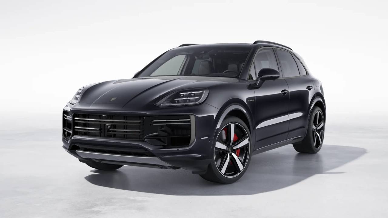 2026 Porsche Cayenne Turbo E-Hybrid Newark DE