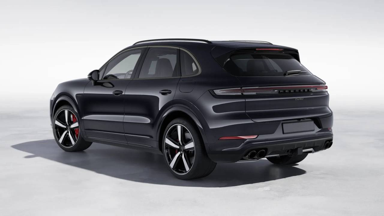 2026 Porsche Cayenne Turbo E-Hybrid Newark DE
