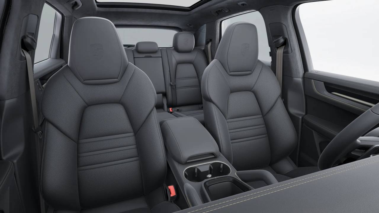 2026 Porsche Cayenne Turbo E-Hybrid Newark DE