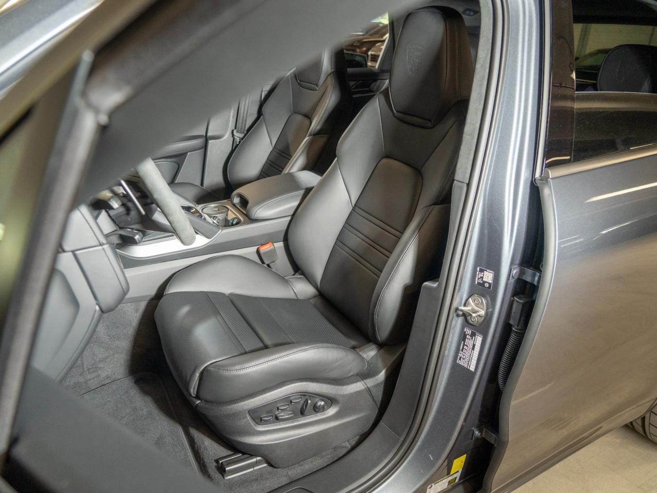 2026 Porsche Cayenne Turbo E-Hybrid Pompano Beach FL