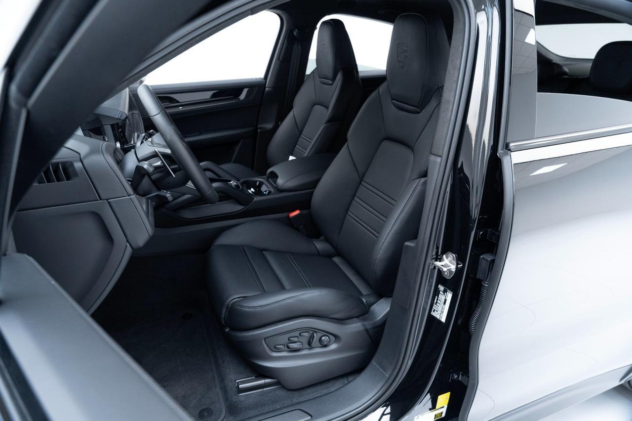 2026 Porsche Cayenne Turbo GT Pompano Beach FL