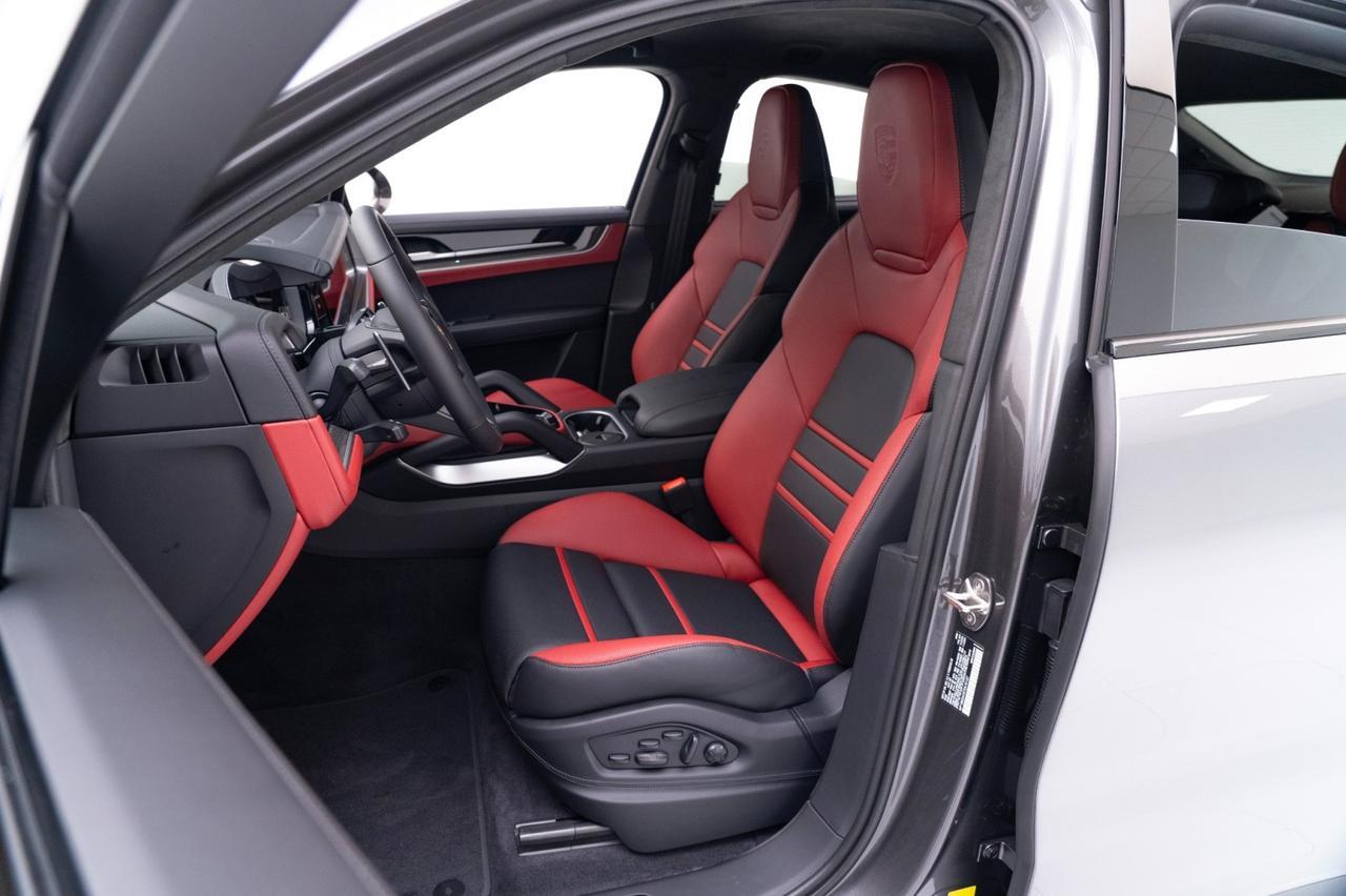 2026 Porsche Cayenne Turbo GT Pompano Beach FL