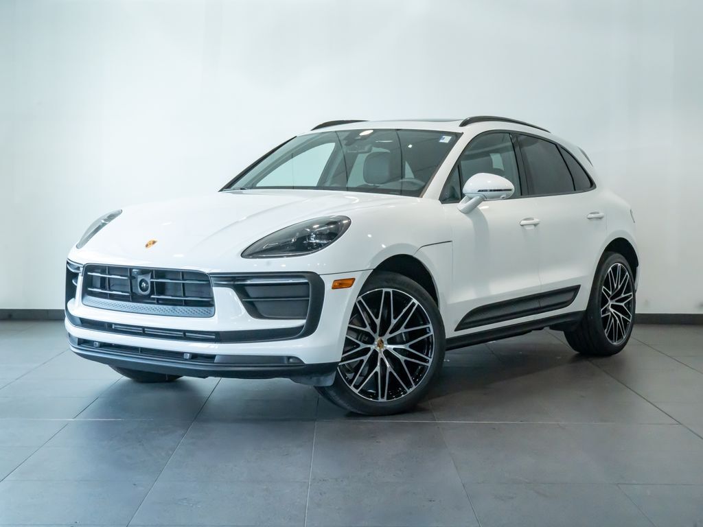 2026 Porsche Macan