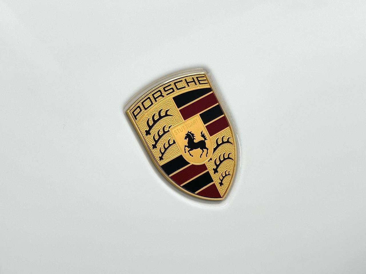 2026 Porsche Macan Newark DE