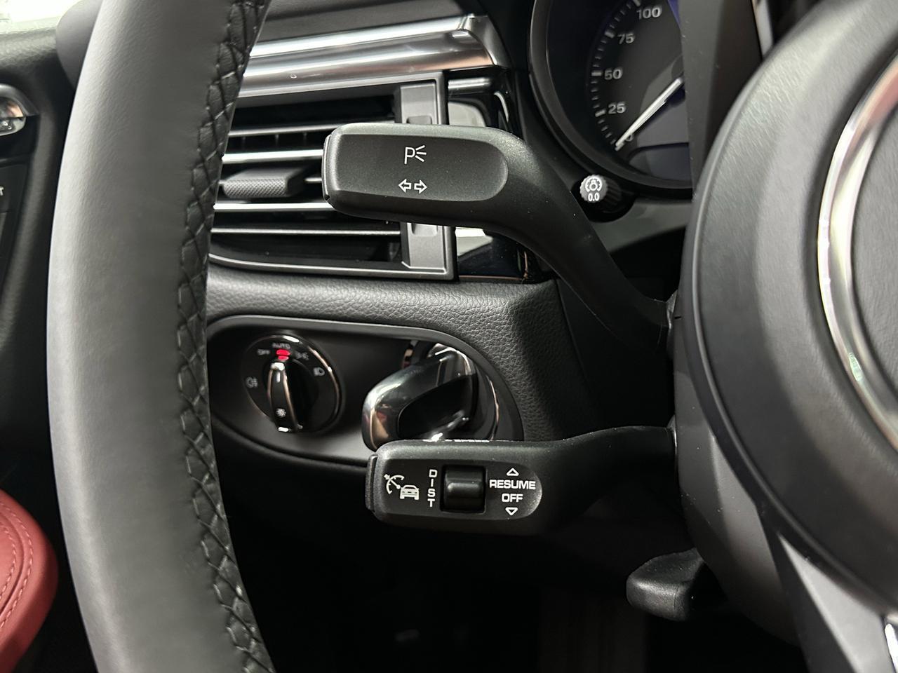 2026 Porsche Macan Newark DE