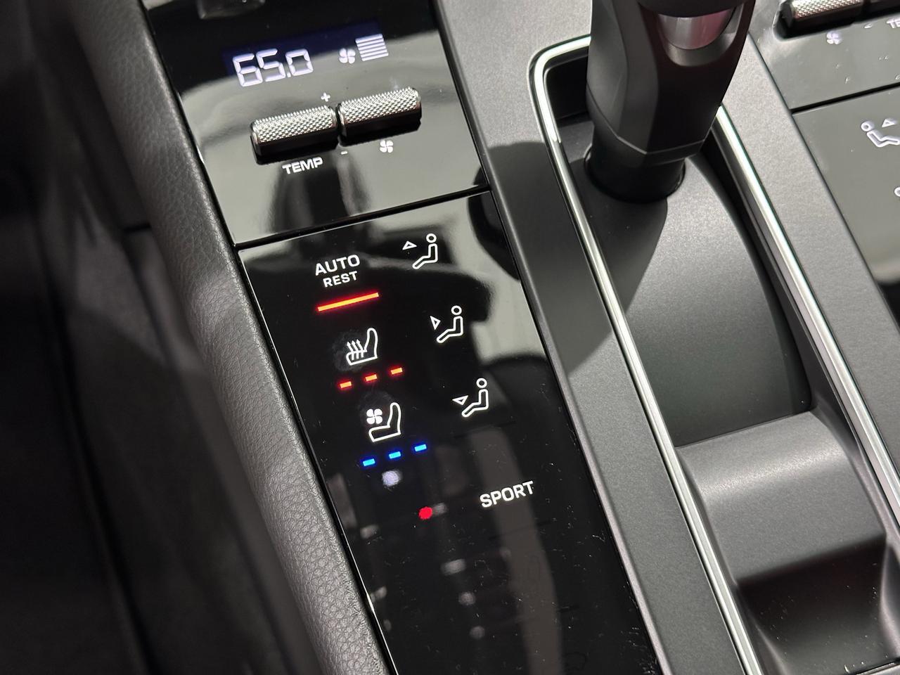 2026 Porsche Macan Newark DE