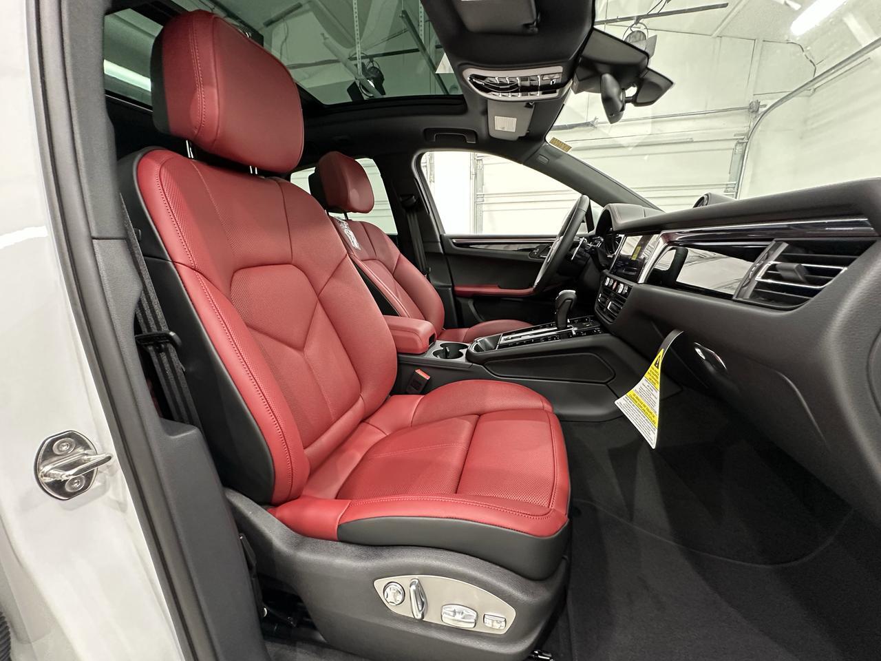 2026 Porsche Macan Newark DE