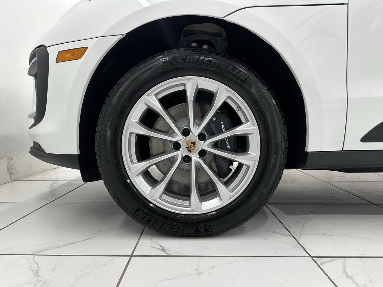 2026 Porsche Macan Newark DE