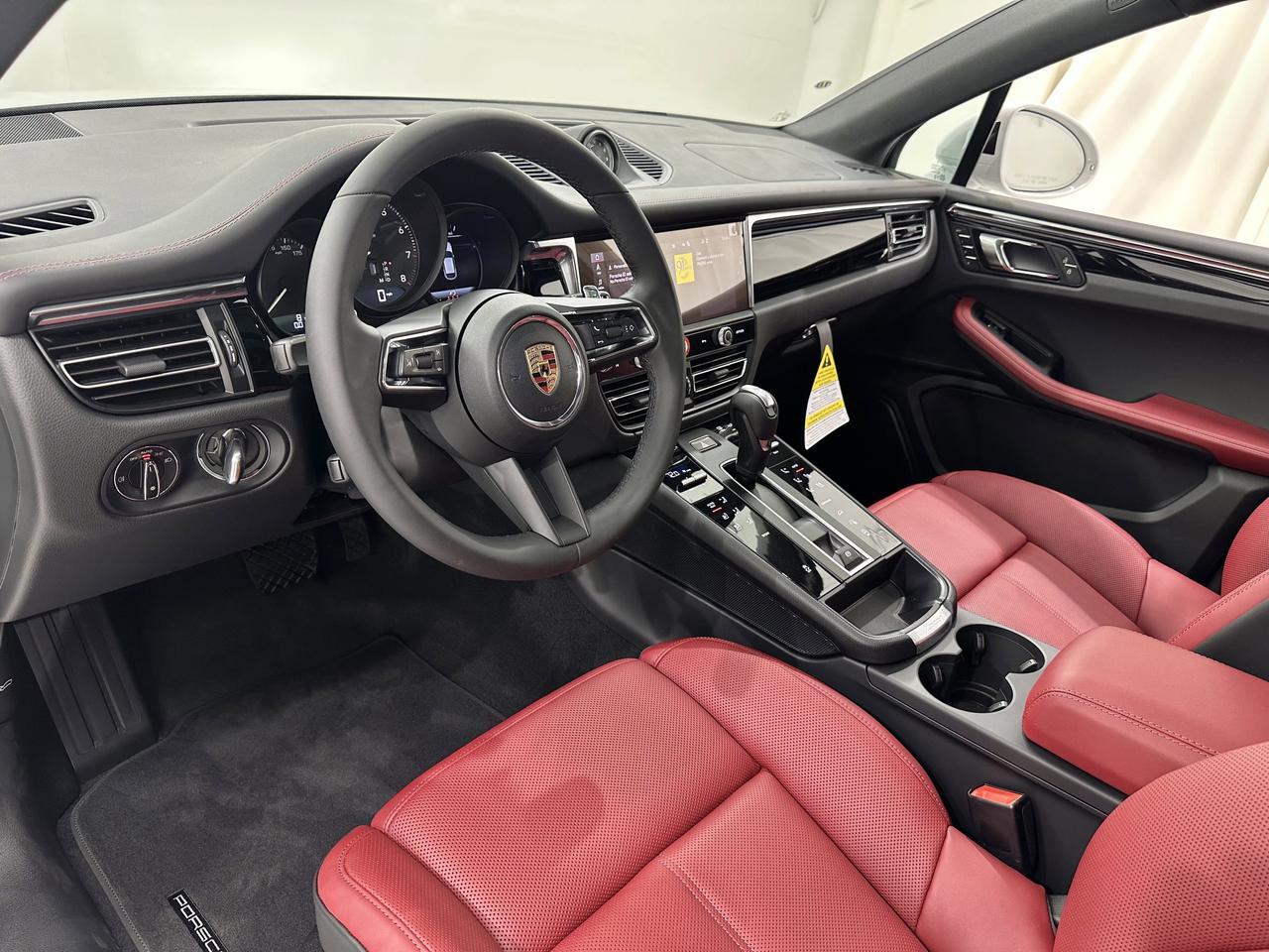 2026 Porsche Macan Newark DE