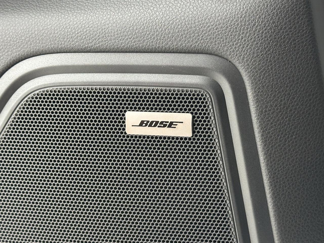 2026 Porsche Macan Newark DE