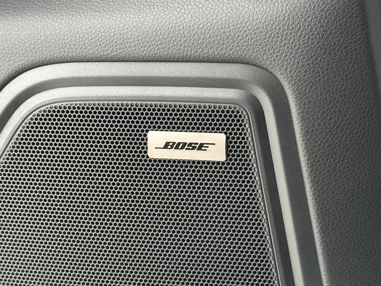 2026 Porsche Macan Newark DE