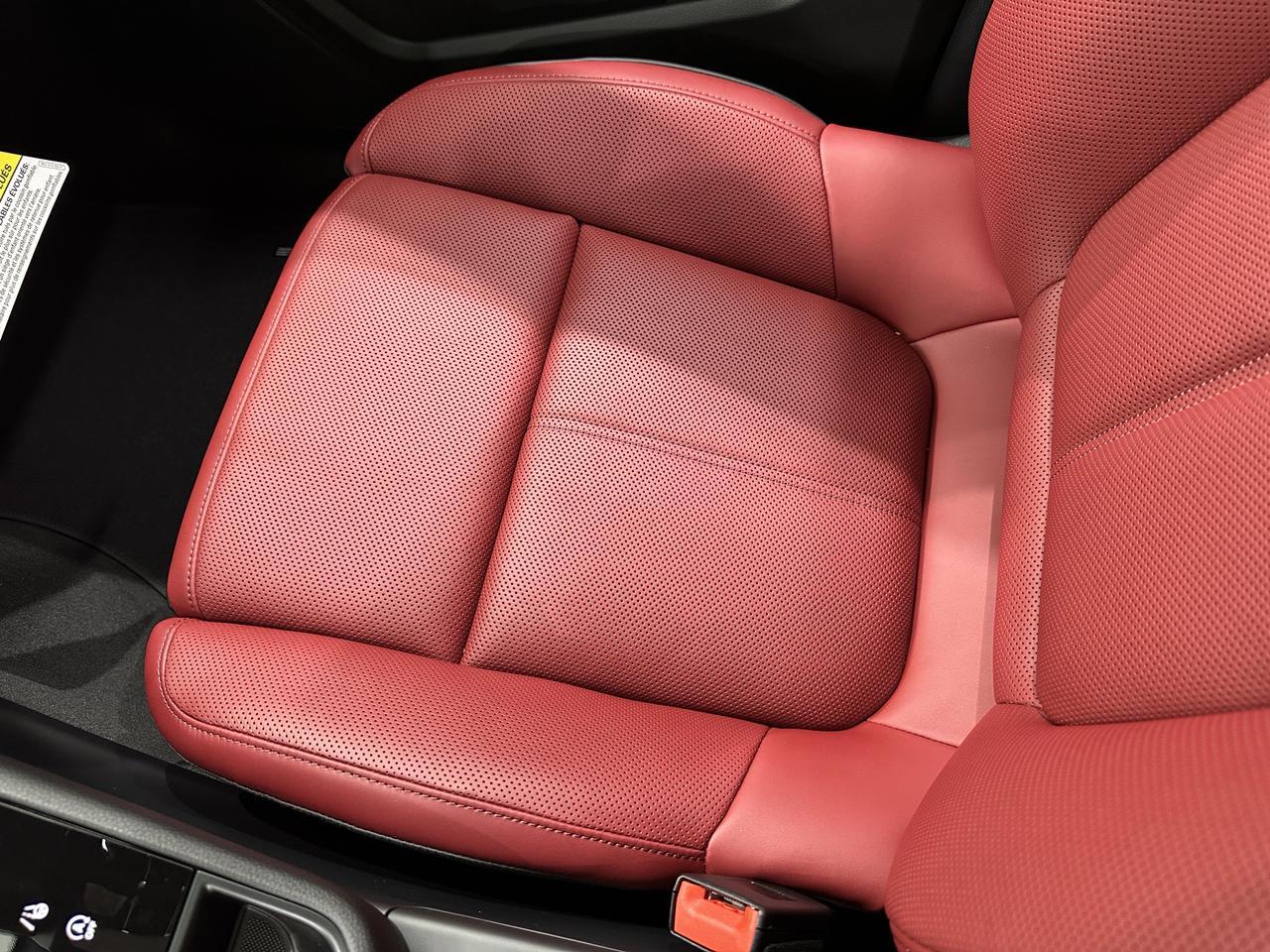 2026 Porsche Macan Newark DE