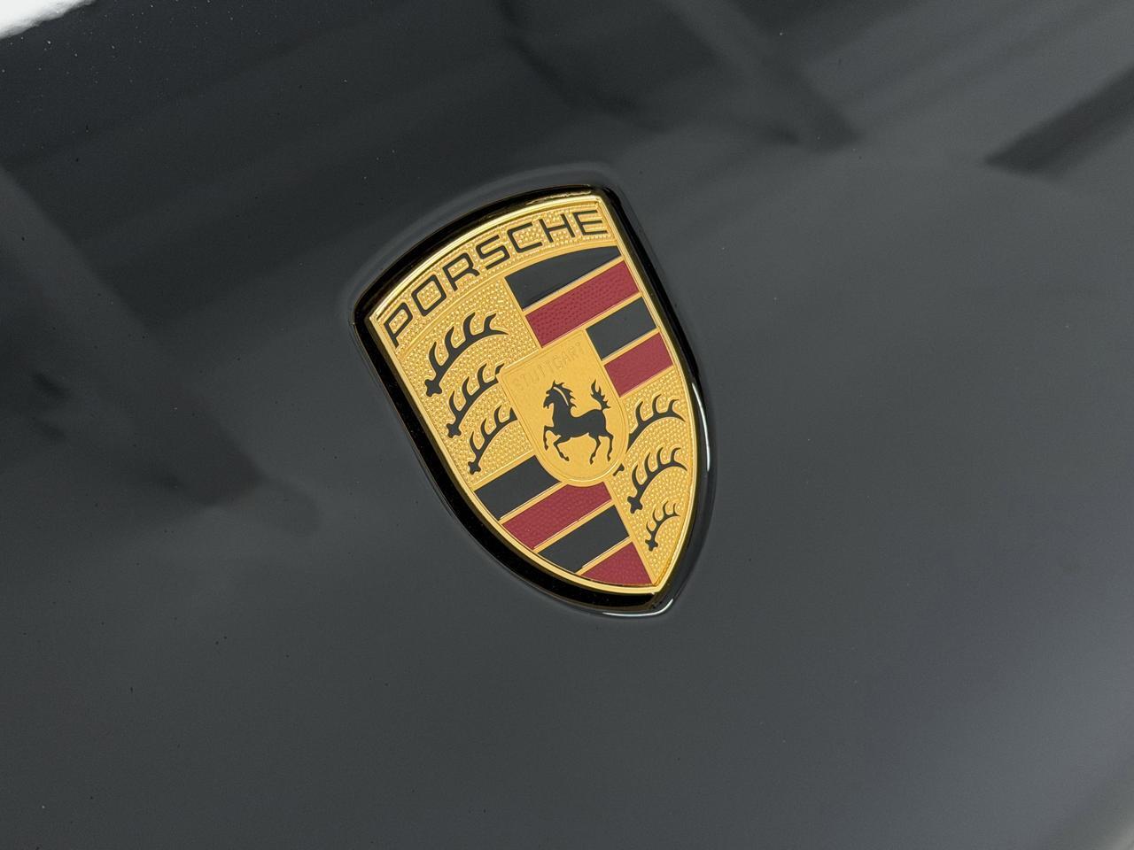 2026 Porsche Macan Newark DE