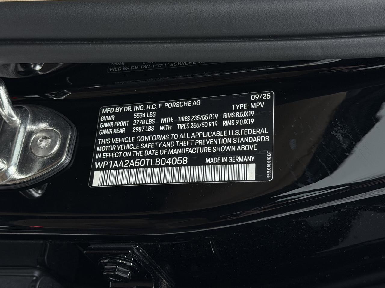 2026 Porsche Macan Newark DE