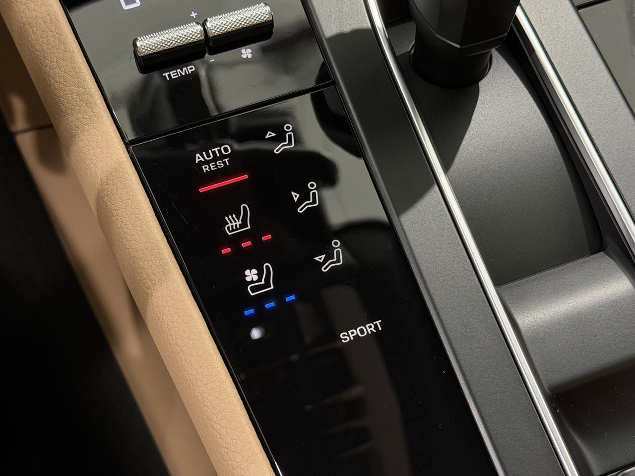 2026 Porsche Macan Newark DE