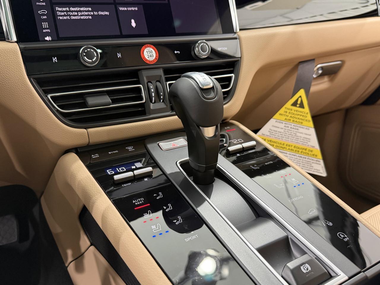 2026 Porsche Macan Newark DE