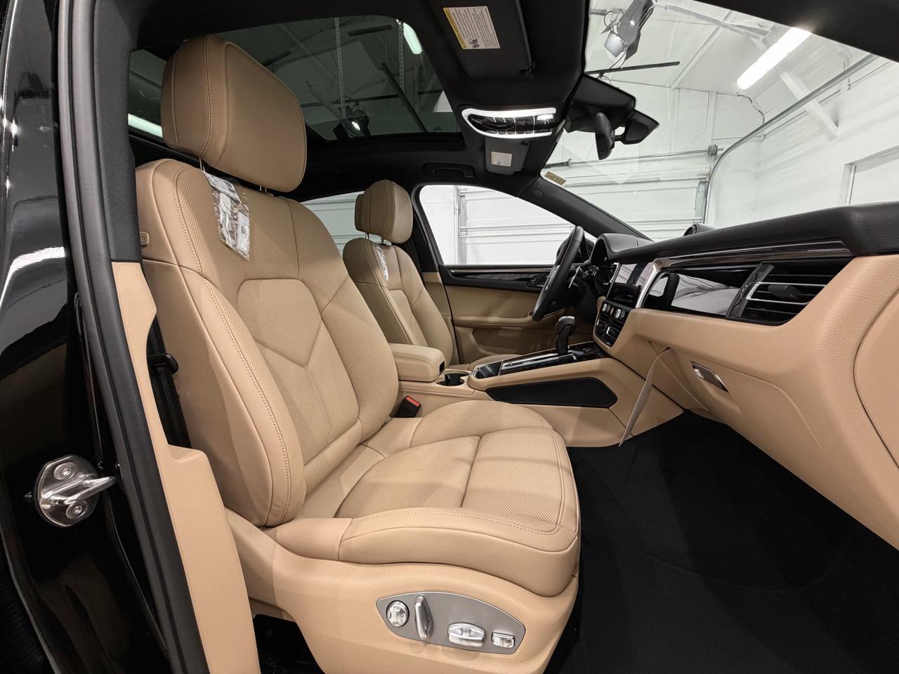 2026 Porsche Macan Newark DE