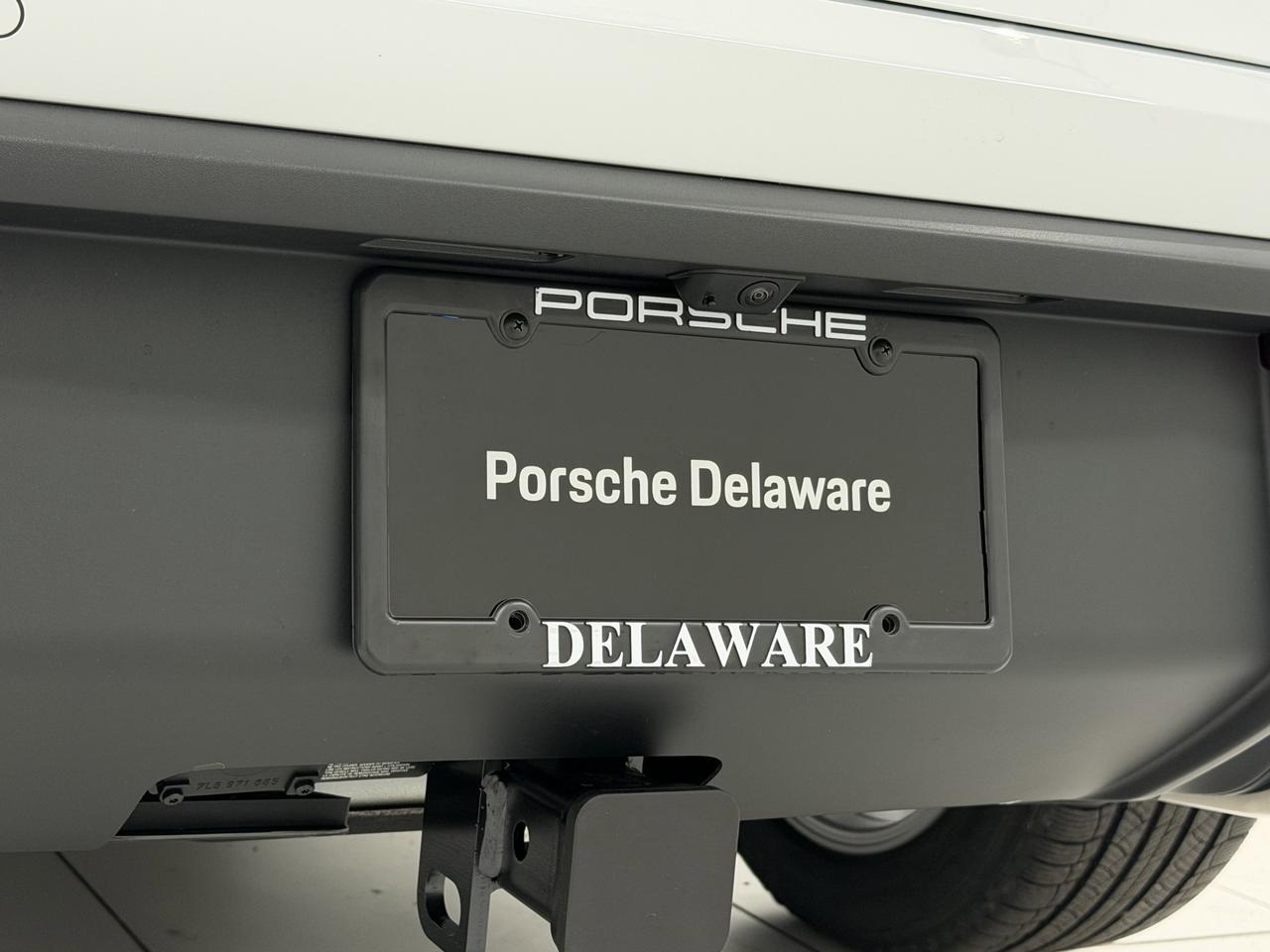 2026 Porsche Macan Newark DE